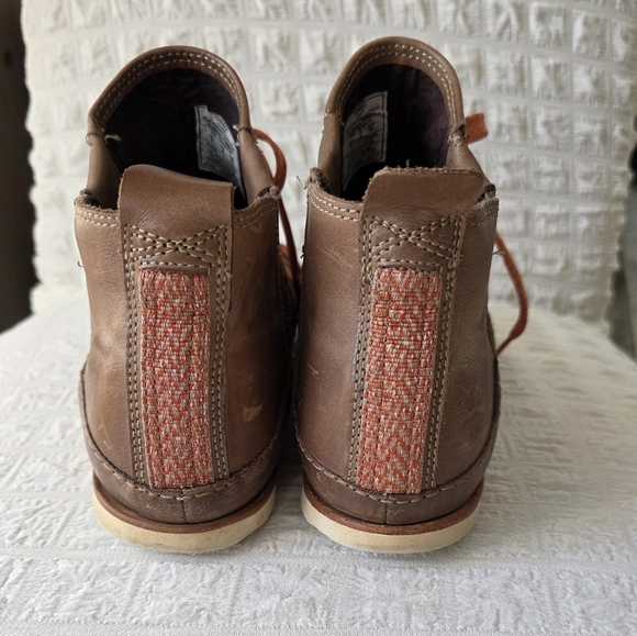 Chaco Brown Ankle Boots with Orange Laces - Picture 6 of 10
